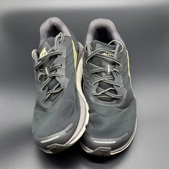 Altra Rivera 2 Men's Running Shoes Black Gold Size 11 Athletic Sneakers - Picture 2 of 7